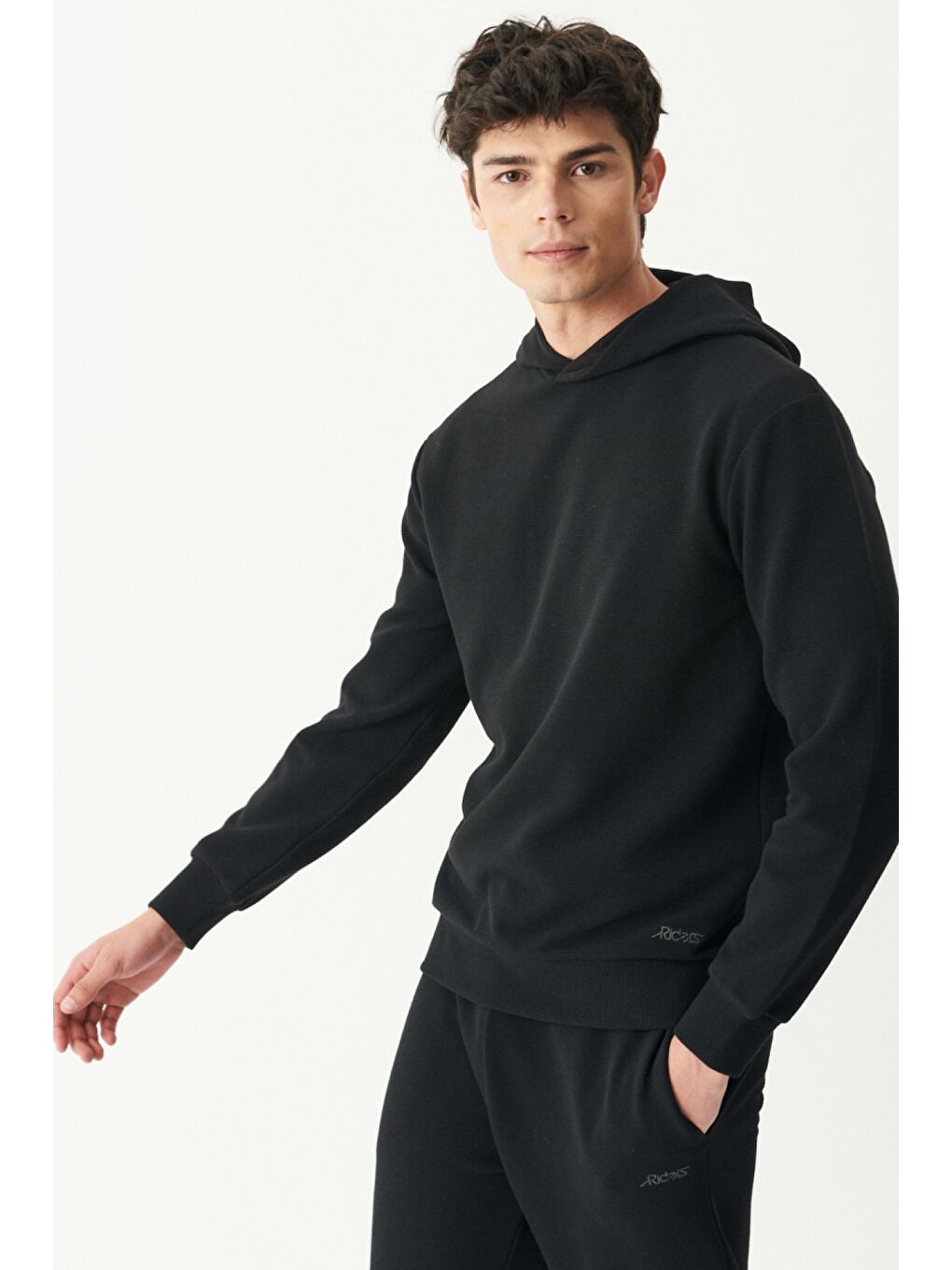 Regular Fit Kapüşonlu Şardonlu Siyah Sweatshirt-1