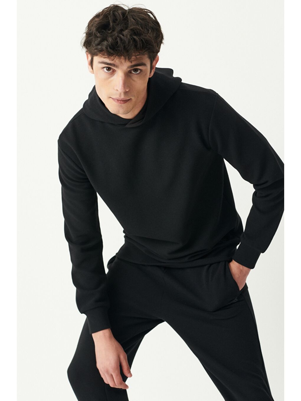 Regular Fit Kapüşonlu Şardonlu Siyah Sweatshirt-2