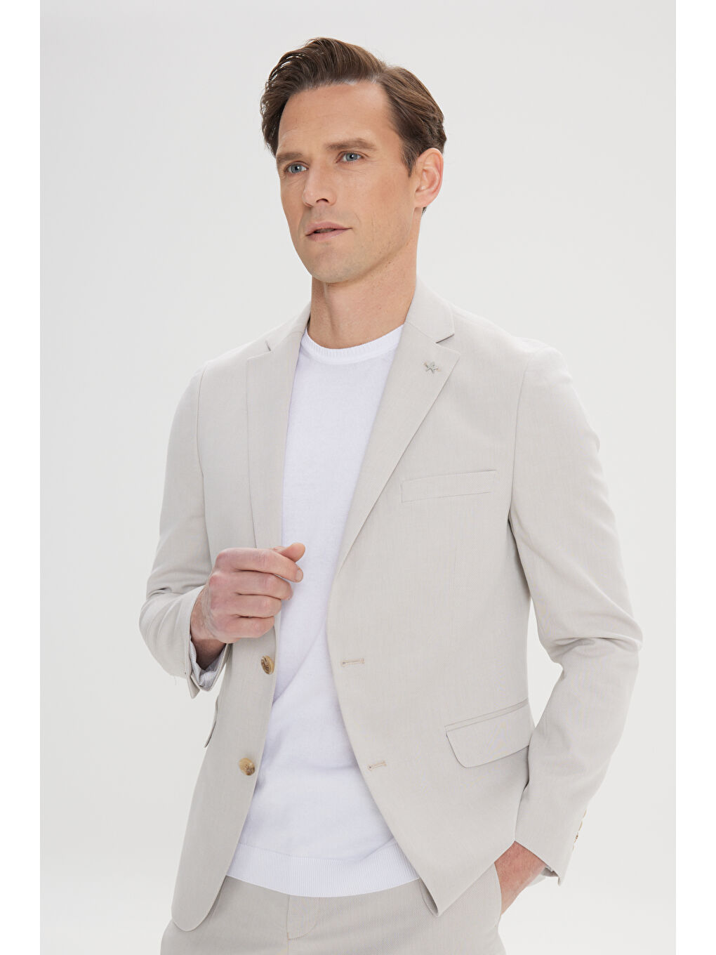 Erkek Bej Dar Kesim Mono Yaka Pamuklu Diagonal Desenli Takım Elbise-1