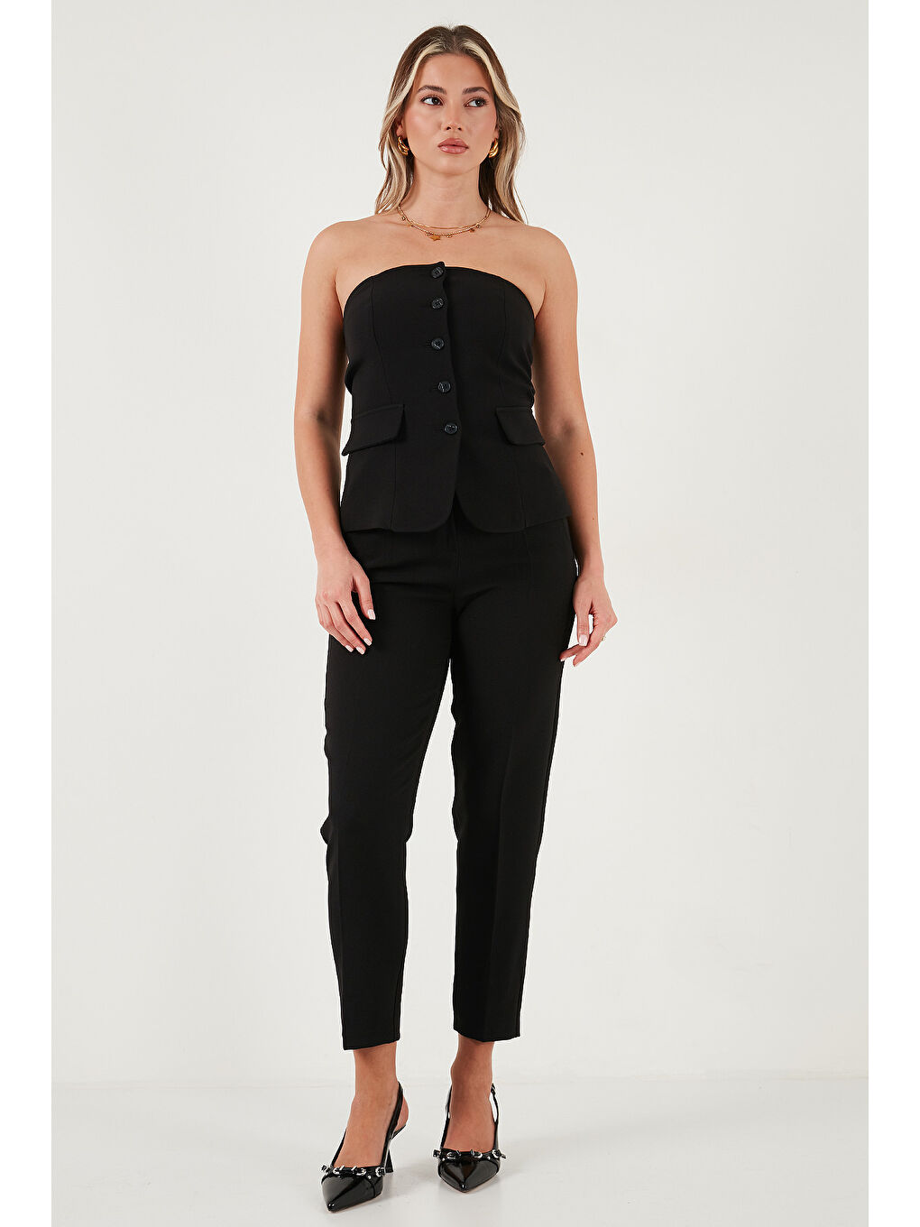 Siyah Regular Fit Straplez Yaka Düğmeli Yelek 6839611-1