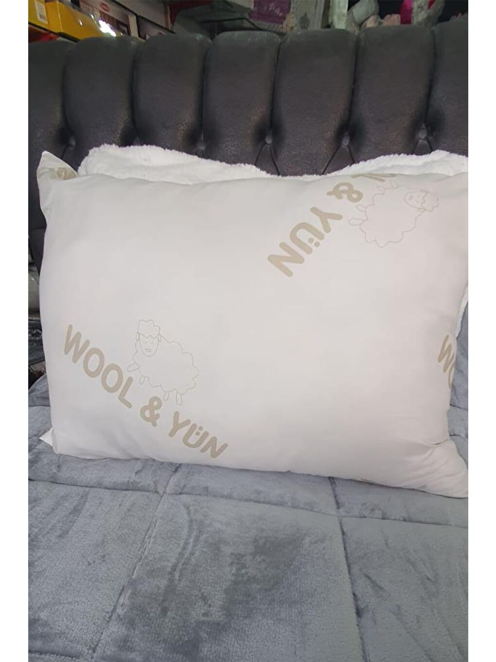 Beyaz Yün Yastık 50x70 Cm-2