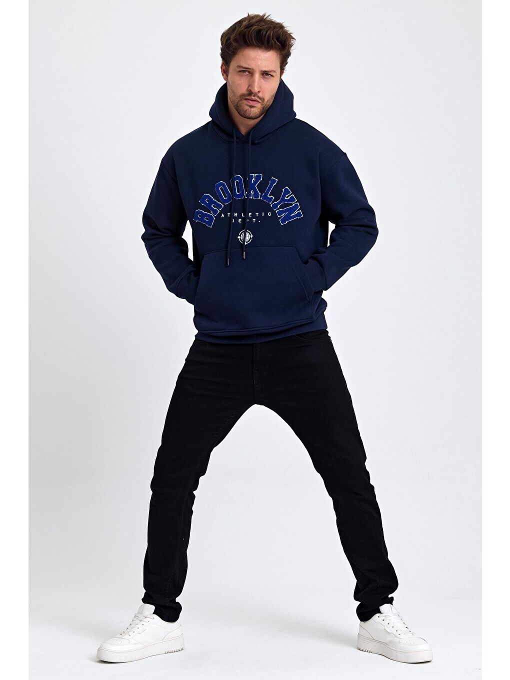 Tarz Cool Lacivert Erkek Yumusaçık Kumaşlı Kapüşonlu Kordonlu Regular Fit Baskılı Sweatshirt