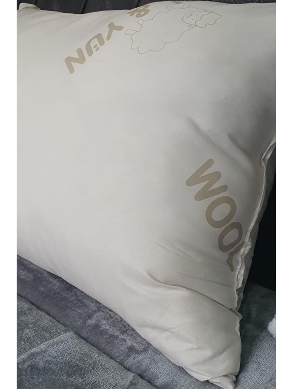 Beyaz Yün Yastık 50x70 Cm-3