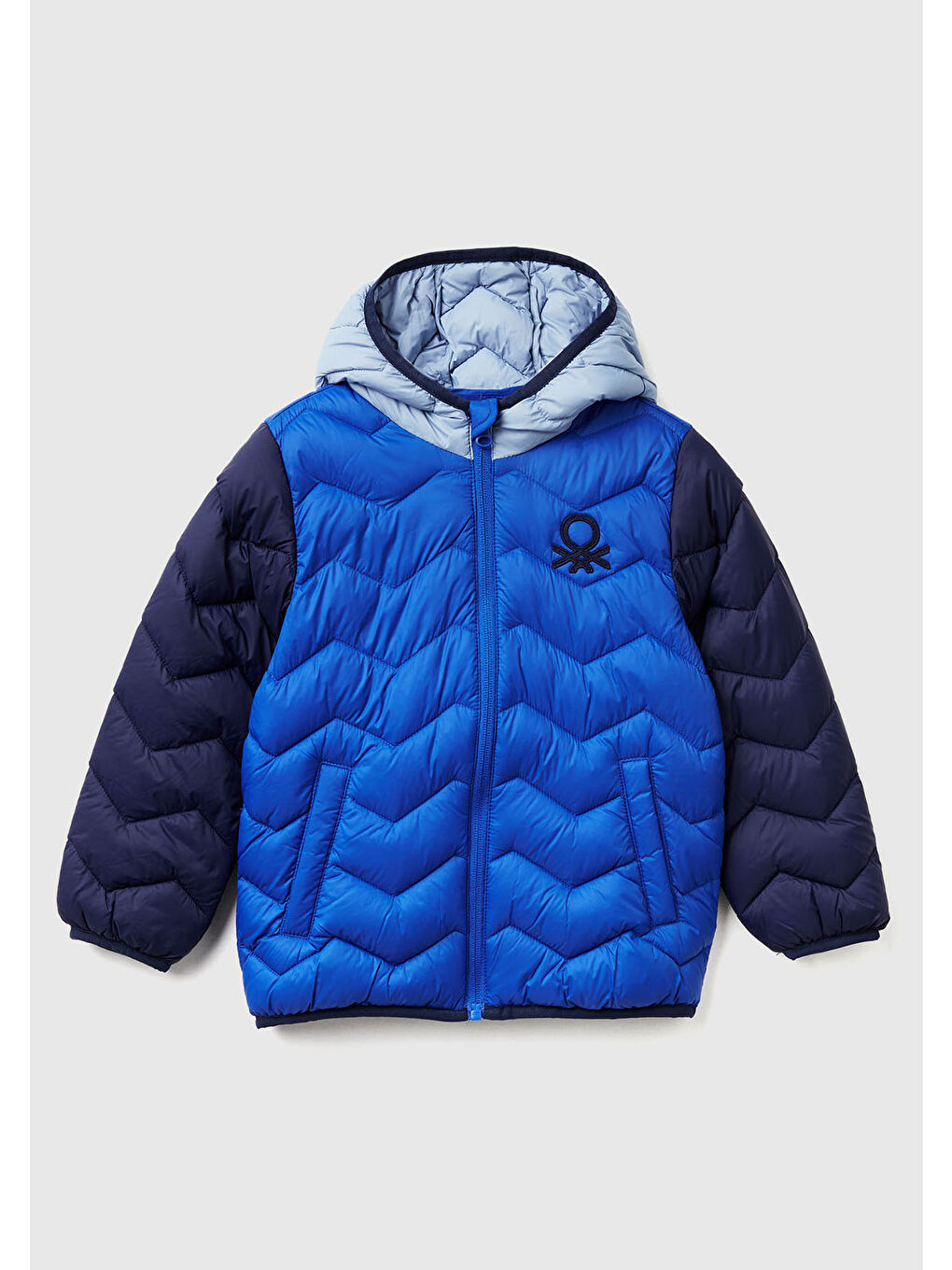 Erkek Çocuk Mavi Logo Detaylı Kapüşonlu Mevsimlik İnce Mont