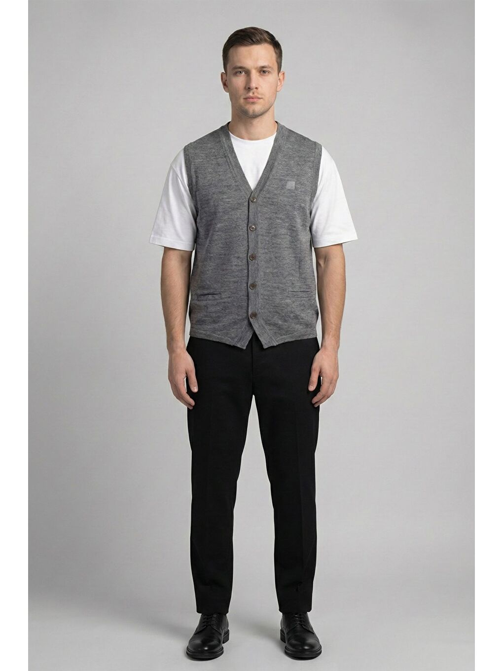 Giotelli Erkek Gri Melanj Standart Fit Yün Karışımlı V Yaka Düğmeli Triko Yelek-1