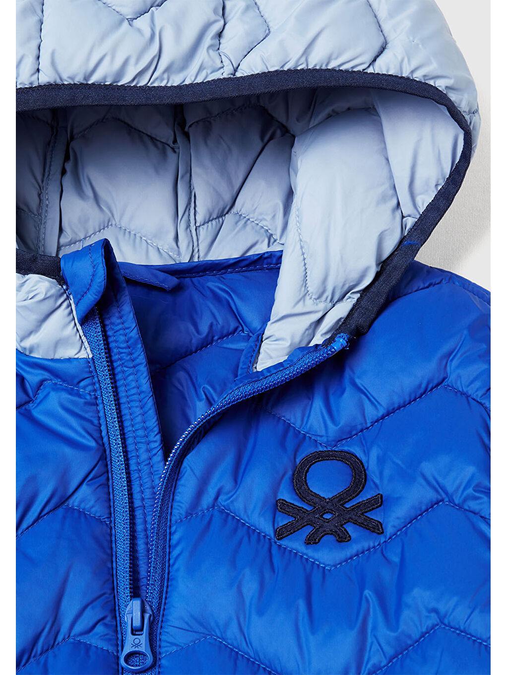 Erkek Çocuk Mavi Logo Detaylı Kapüşonlu Mevsimlik İnce Mont-2