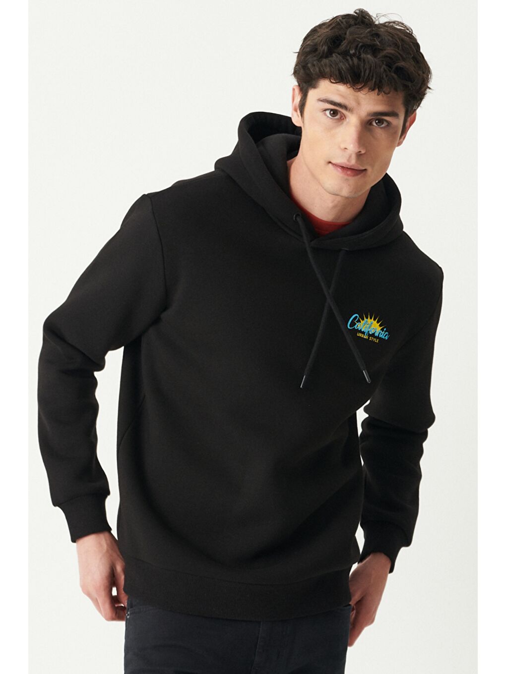 Regular Fit Kapüşonlu Şardonlu Siyah Sweatshirt