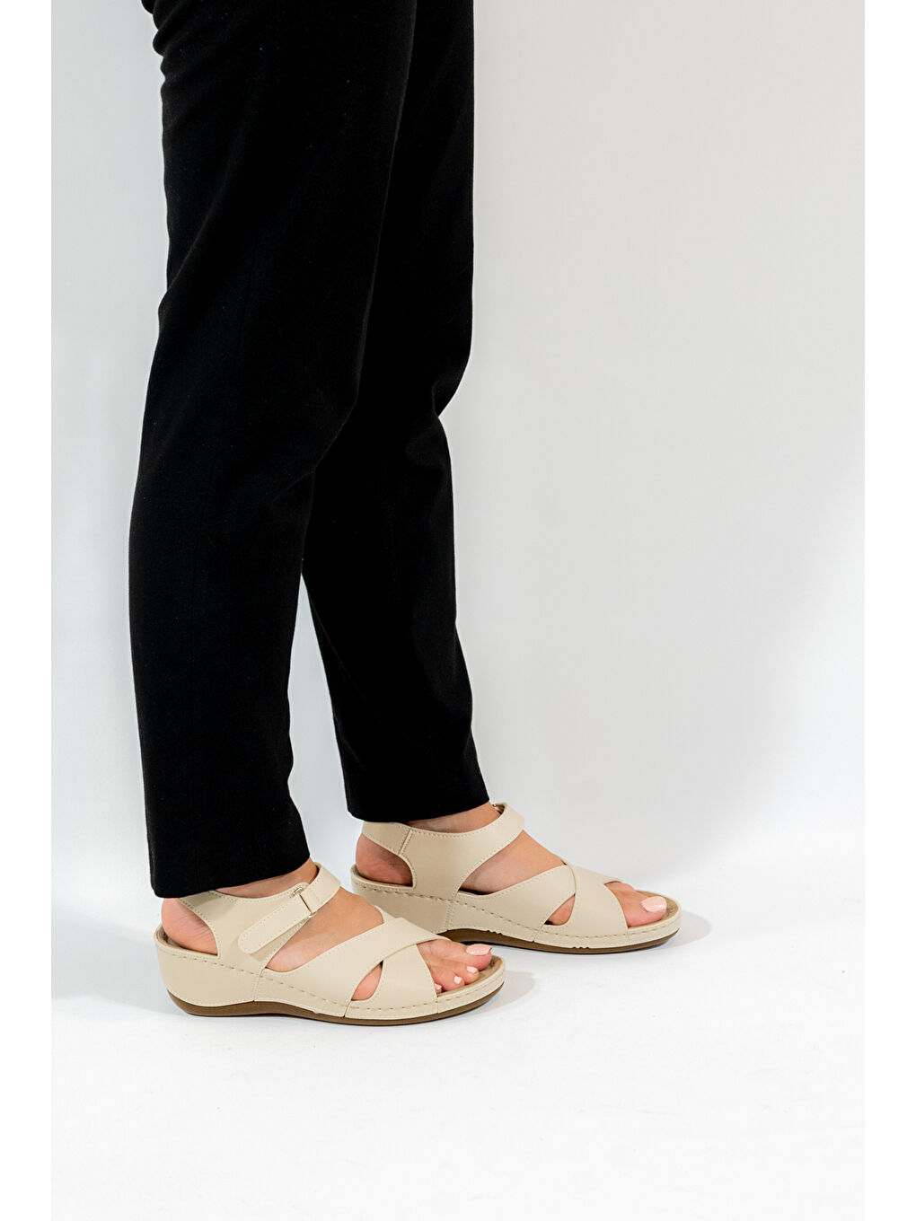 Bej Celeste Z6312 Kadın Konfor Anatomic Sandalet-10