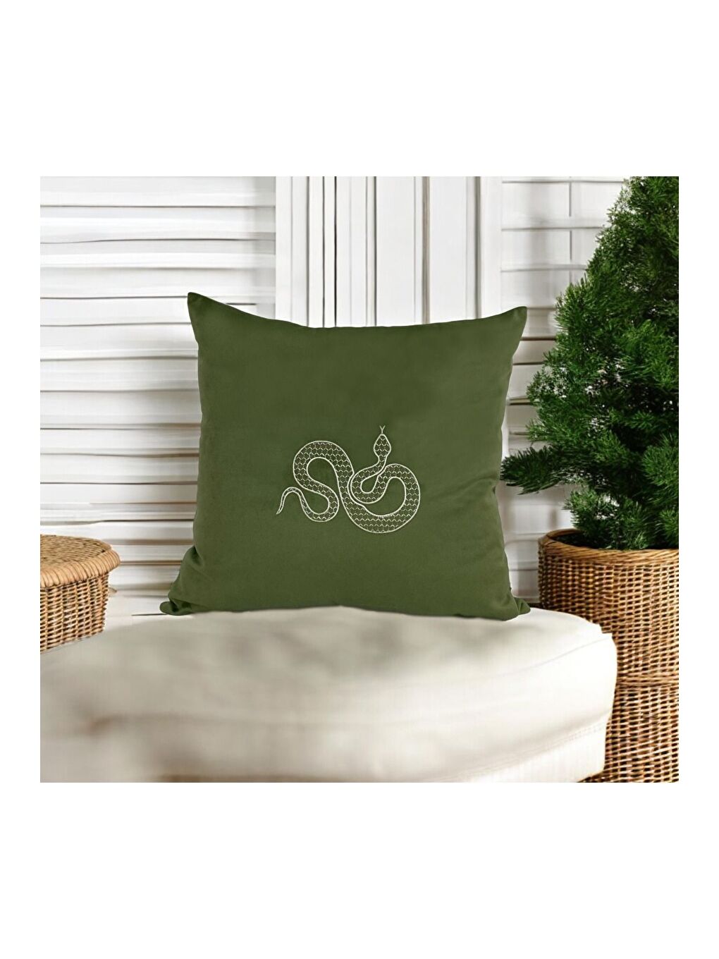 Haki Kadife Kumaş Yeşil Yılan Desen Nakış İşlemeli Dekoratif Kırlent Kılıfı 45x45
