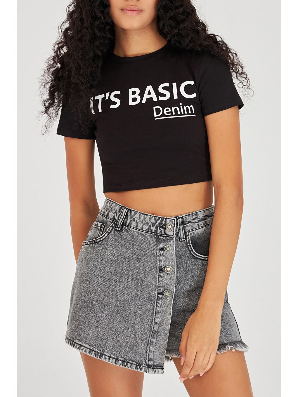 Gri Kadın Füme Renk Önden Düğmeli Jean Şort Etek-4