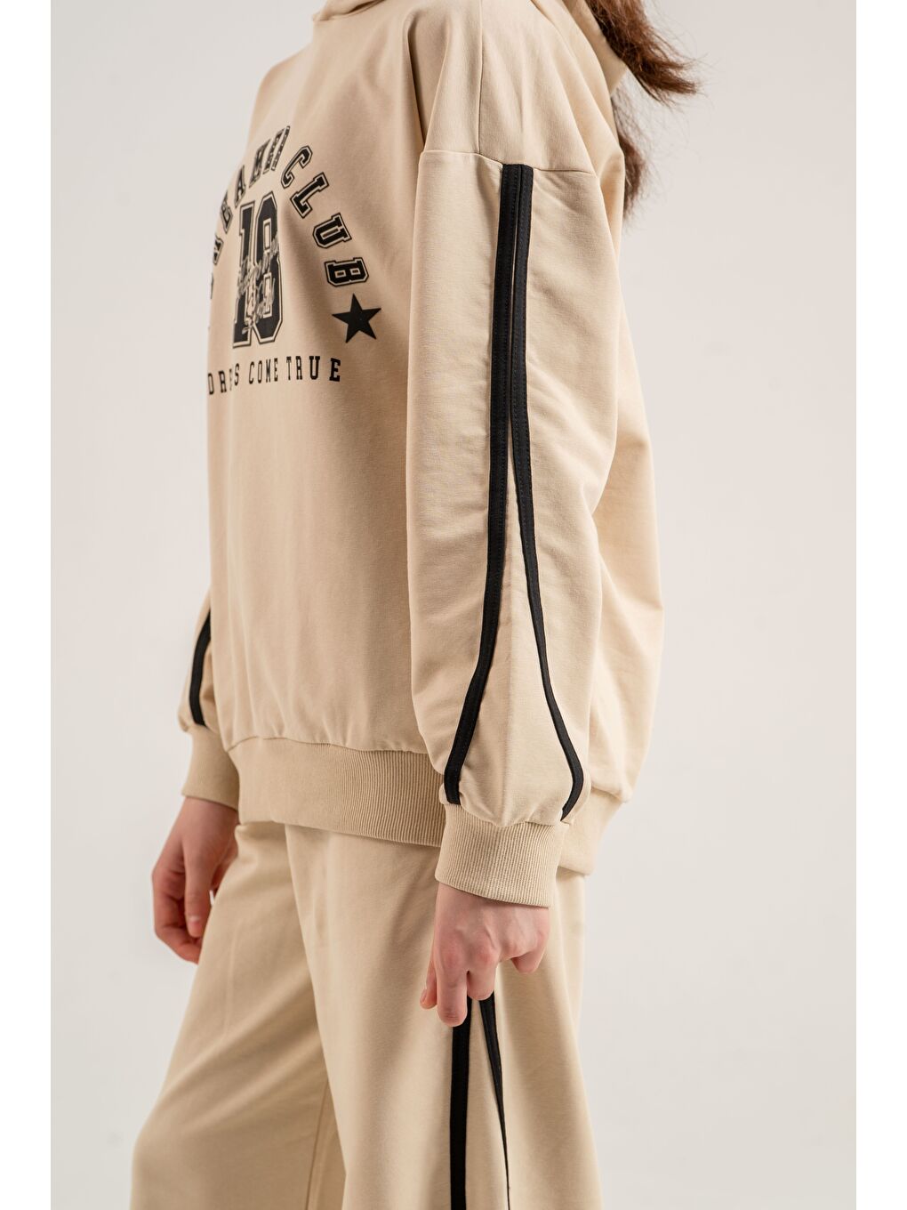 Bej Üst Kollar Biyeli Ön Baskılı Alt Yan Biyeli Sol Alt Bacak Baskılı Kız Çocuk Alt Üst Eşofman Takımı-3