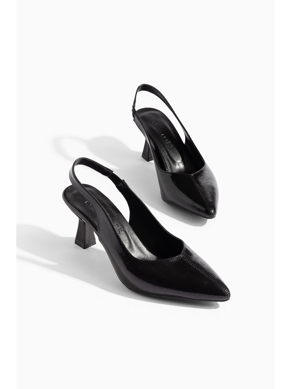 Siyah D2301 Günlük Ortopedik Kadın Klasik Topuklu Ayakkabı