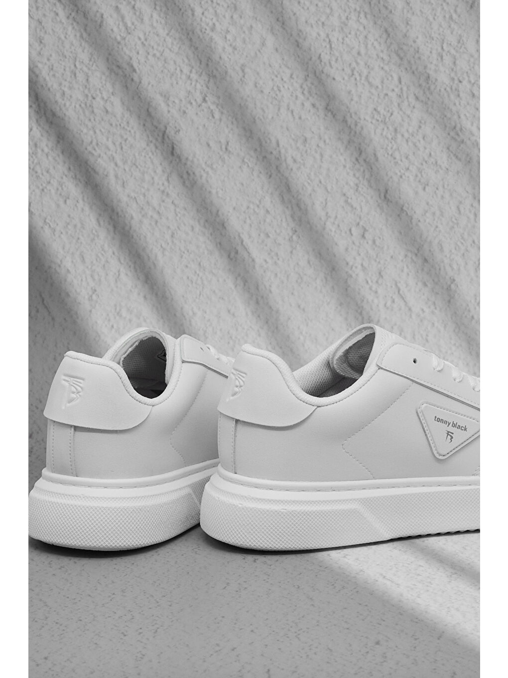 Erkek Beyaz Rahat Kalıp Termo Taban Bağcıklı Spor Ayakkabı-4