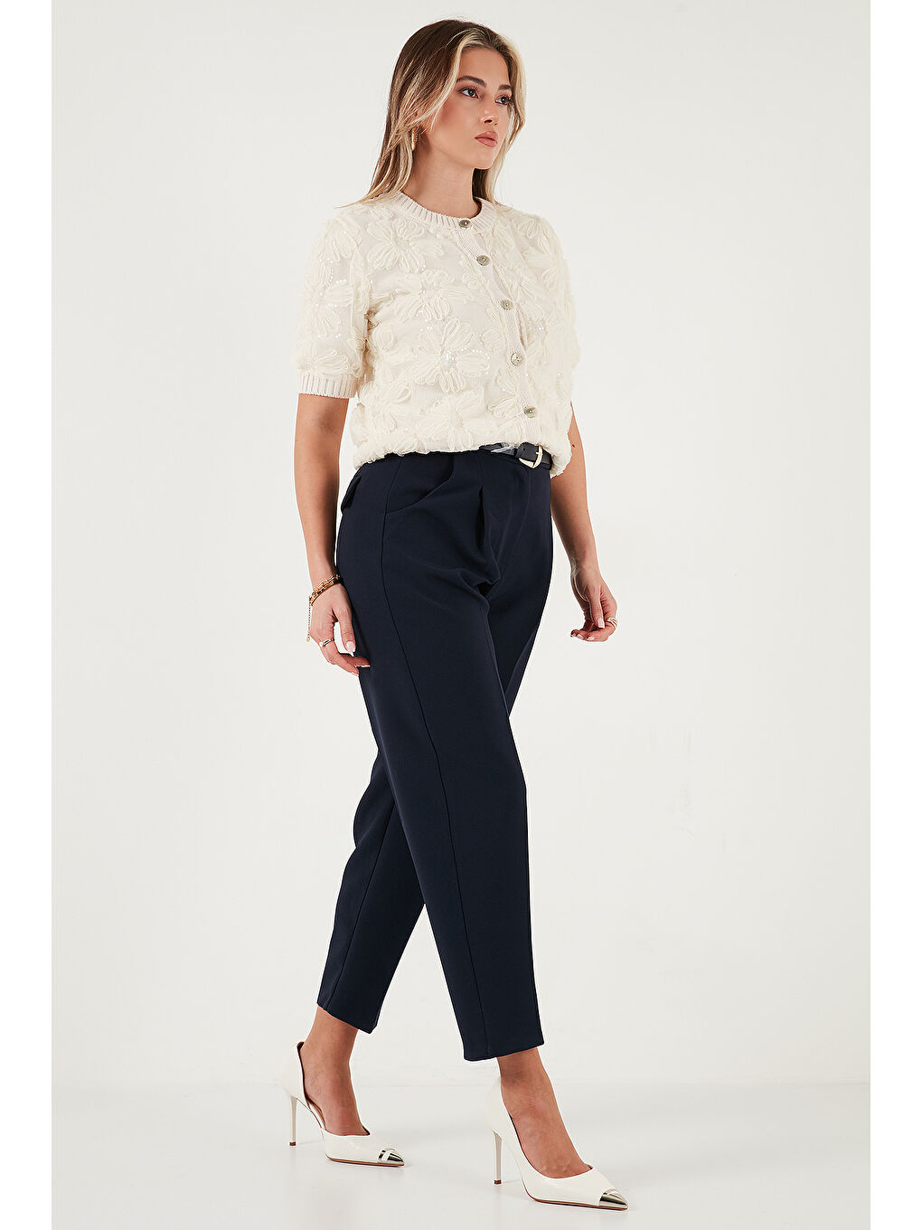 Lacivert Regular Fit Yüksek Bel Düz Paça Kemerli Pantolon 68350938-1