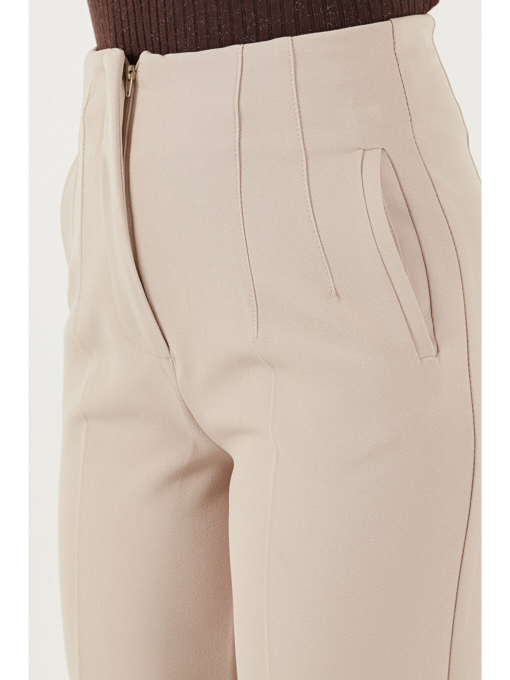 Bej Regular Fit Yüksel Bel Düz Paça Havuç Pantolon 68350109-4