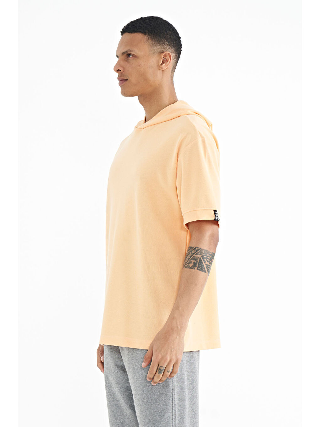 Turuncu Kavun Içi Kapüşonlu Kol Etiket Detaylı Oversize Erkek Tişört - 88179-4