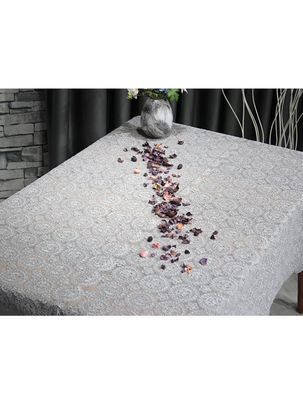 Papatya Kordone Tek Masa Örtüsü Gri-1