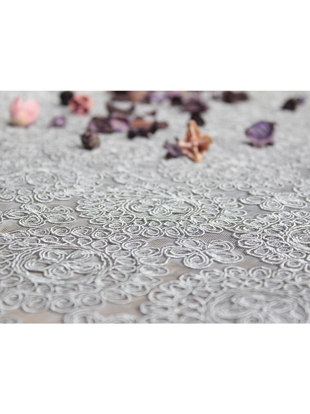 Papatya Kordone Tek Masa Örtüsü Gri-2