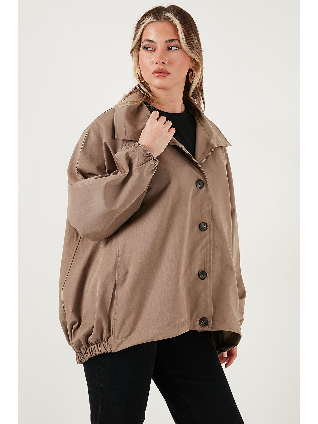 Bej Pamuk Karışımlı Oversize Ceket Yaka Düğmeli Kısa Trençkot 6839627-5