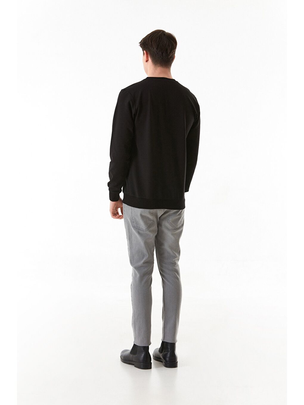 Siyah Kabartma Desenli Bisiklet Yaka Sweatshirt-3