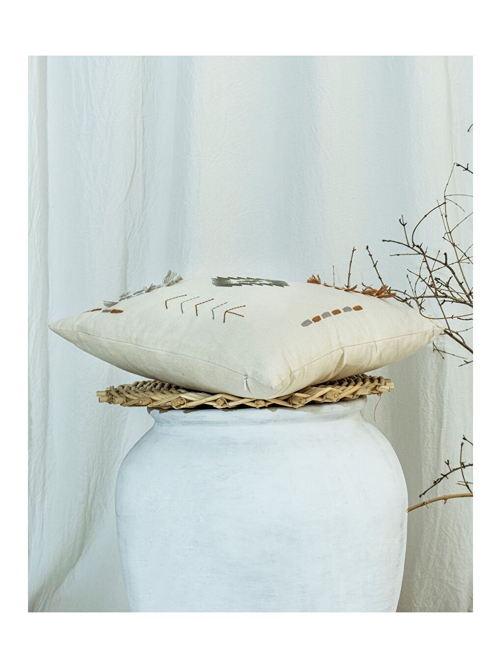 Haki Bohem Tarzı Pamuklu Nakışlı 45x45 Kırlent Kılıfı-4