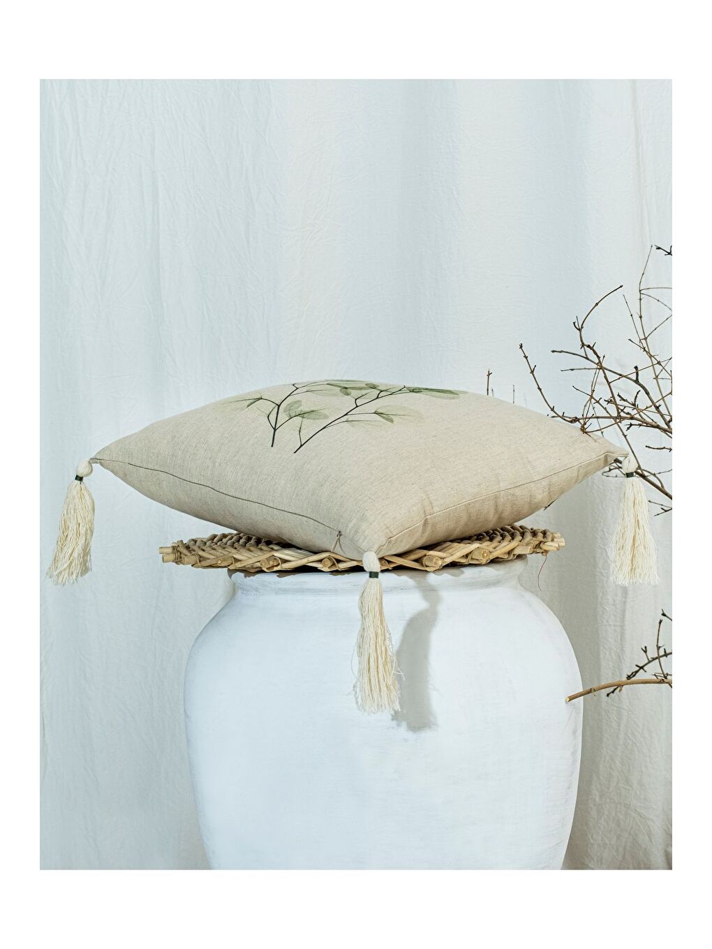 Yeşil Bohem Tarzı Keten Pamuklu Dijital Baskı Desenli Püsüllü 45x45 Kırlent Kılıfı-2