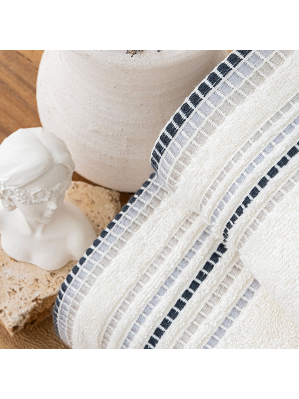 Ekru Home Rosy Armürlü Havlu 50x90 Cm 1 Parça-Krem-4