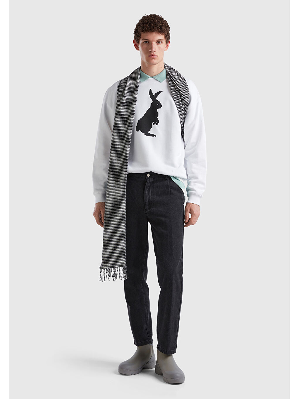 Erkek Beyaz %100 Pamuk Tavşan Baskılı Sweatshirt-4