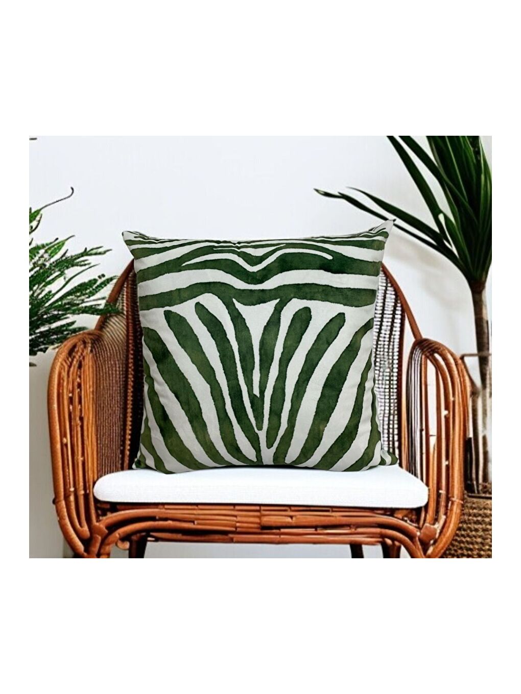 Haki Yeşil Zebra Desen Dekoratif Kırlent Kılıfı 43x43-1