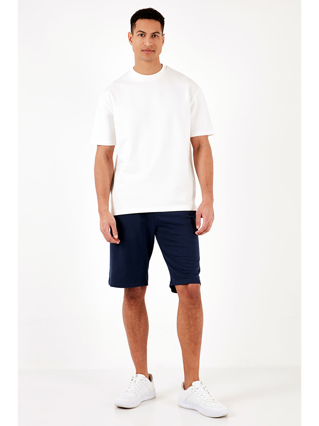 Mavi Pamuklu Regular Fit Normal Bel Cepli 2'li Paket Şort 590804142S2-3