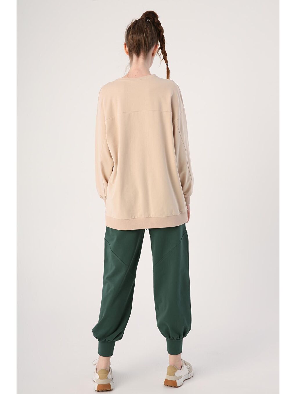 Bej Oversize Bisiklet Yaka Baskılı Sweatshirt-3