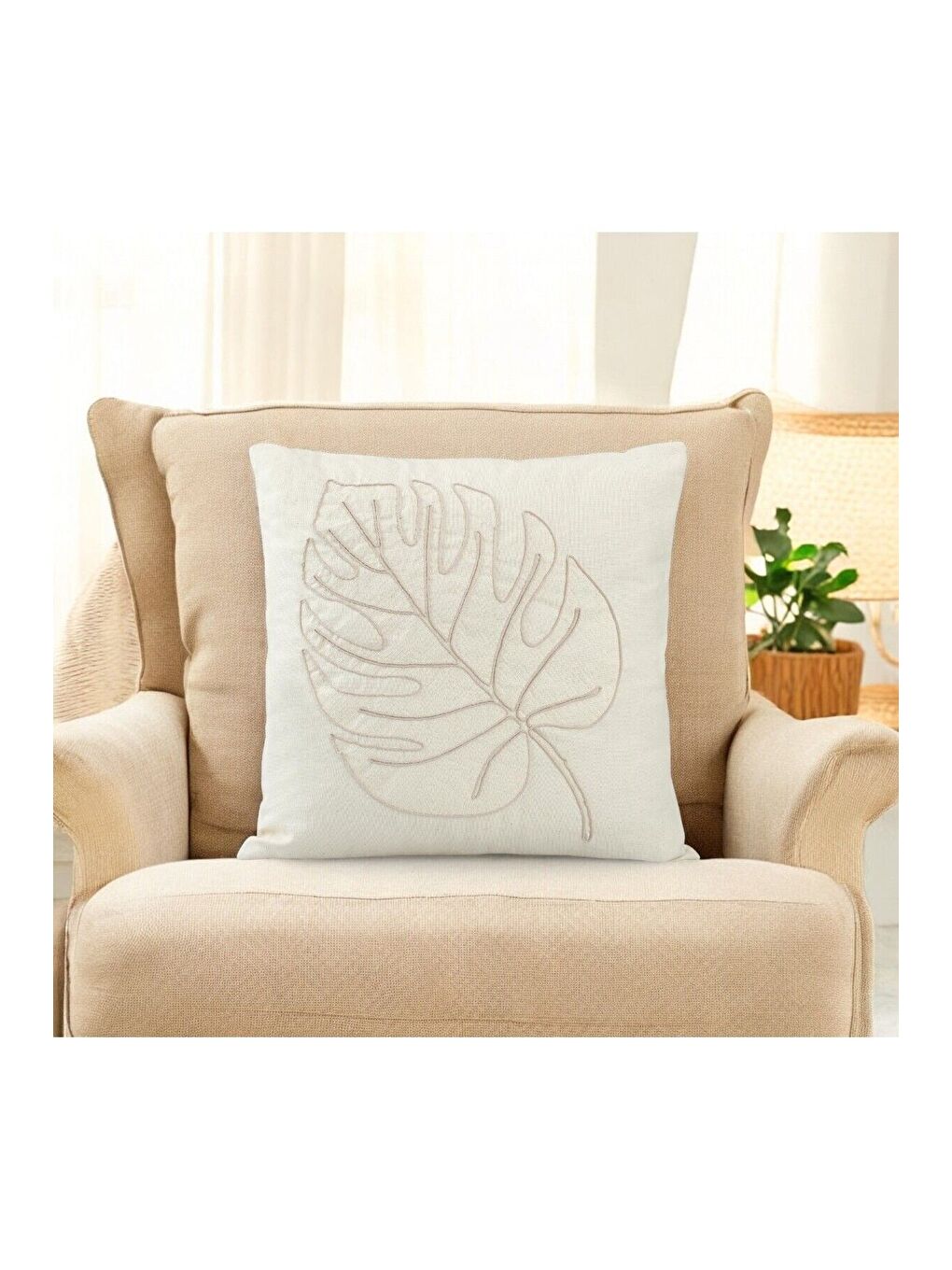 Bej Bohem Tarzı Pamuklu Nakışlı 45x45 Kırlent Kılıfı-1