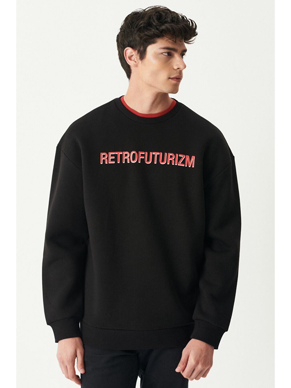 Oversize Fit Bisiklet Yaka Şardonlu Siyah Sweatshirt