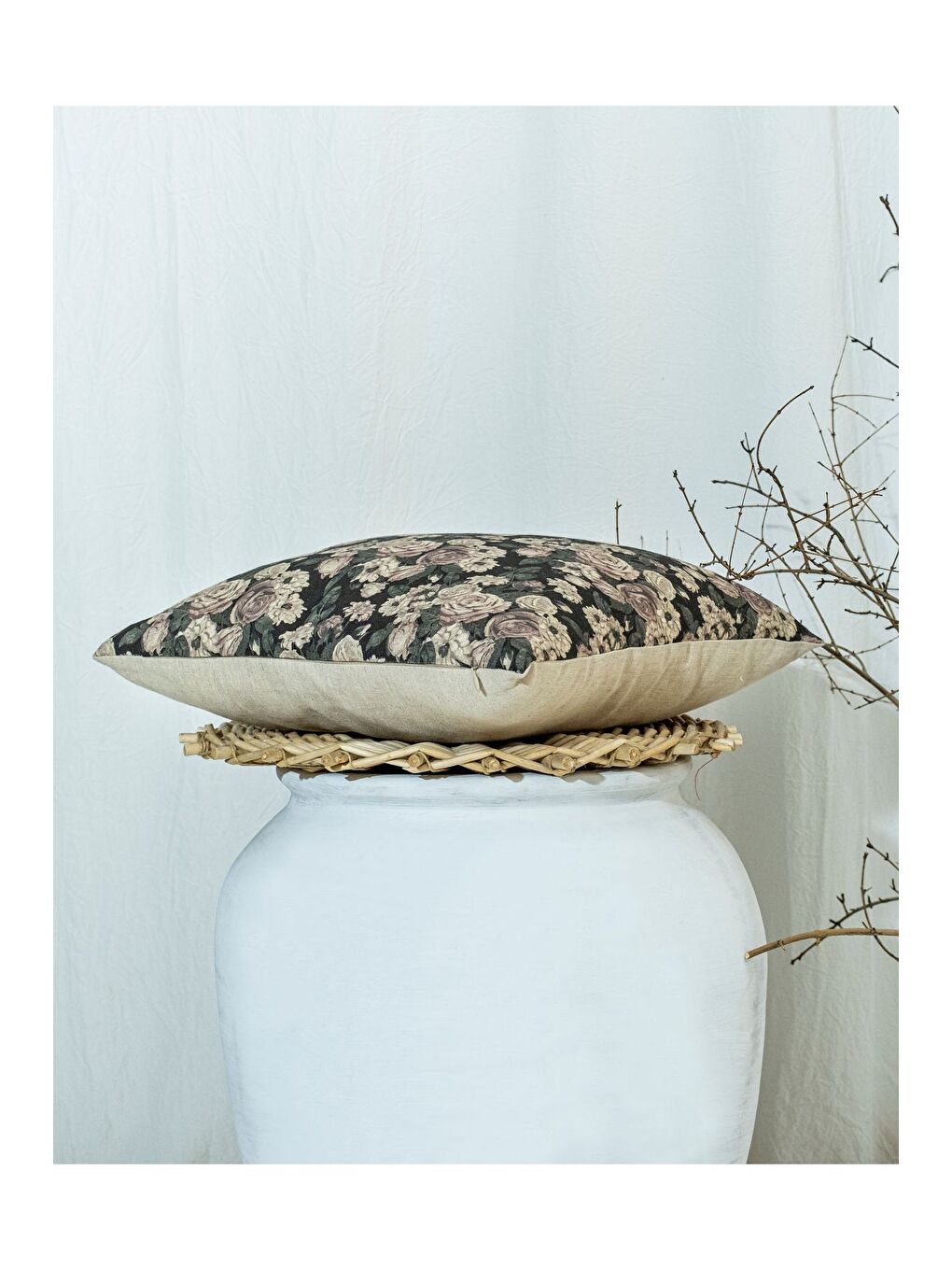 Siyah Bohem Tarzı Keten Pamuklu Dijital Baskı Çiçek Desenli 45x45 Kırlent Kılıfı-2