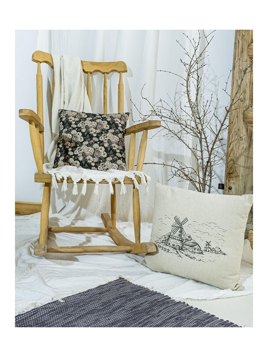 Siyah Bohem Tarzı Keten Pamuklu Dijital Baskı Çiçek Desenli 45x45 Kırlent Kılıfı-3