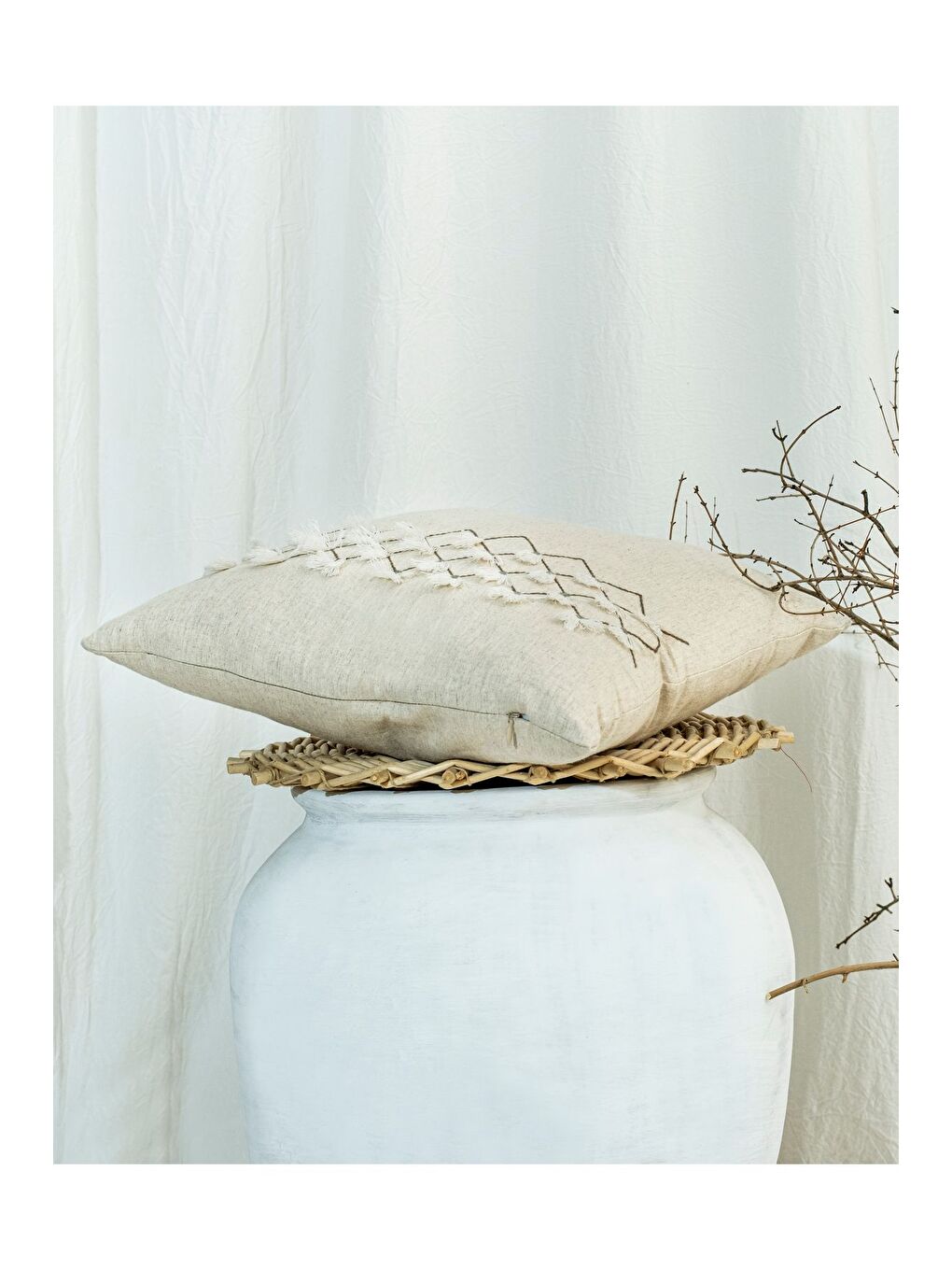 Ekru Bohem Tarzı Keten Pamuk Nakışlı 45x45 Kırlent Kılıfı-1