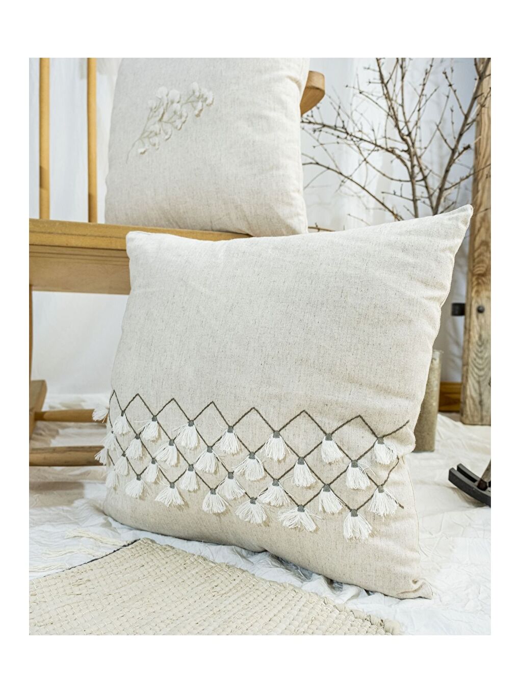 Ekru Bohem Tarzı Keten Pamuk Nakışlı 45x45 Kırlent Kılıfı-5