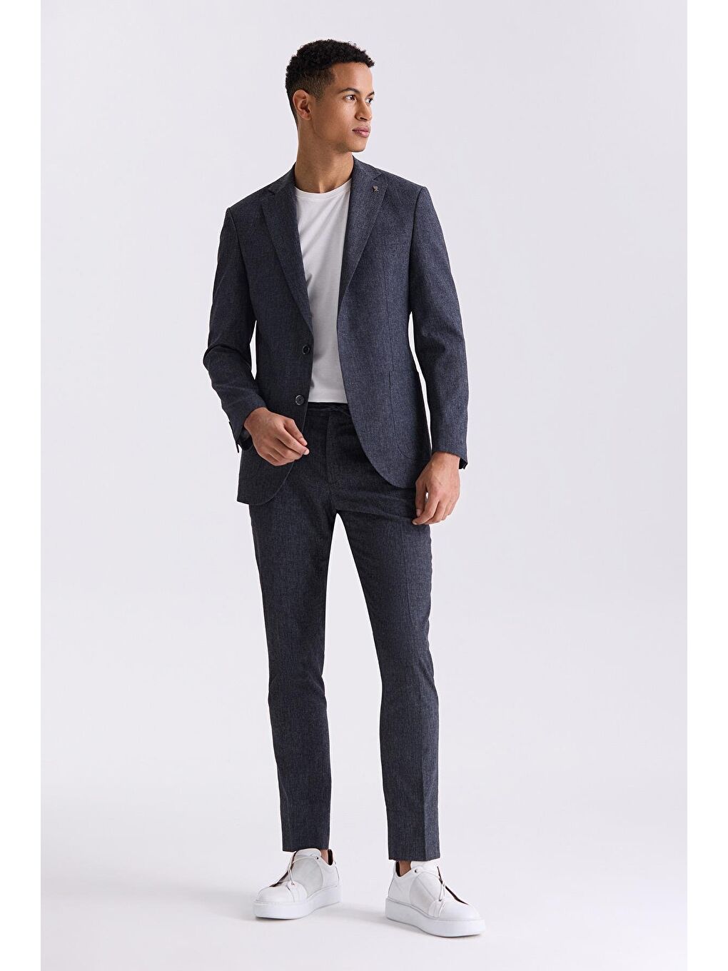 Koyu Lacivert Slim Fit Mono Yaka Keten Takım Elbise