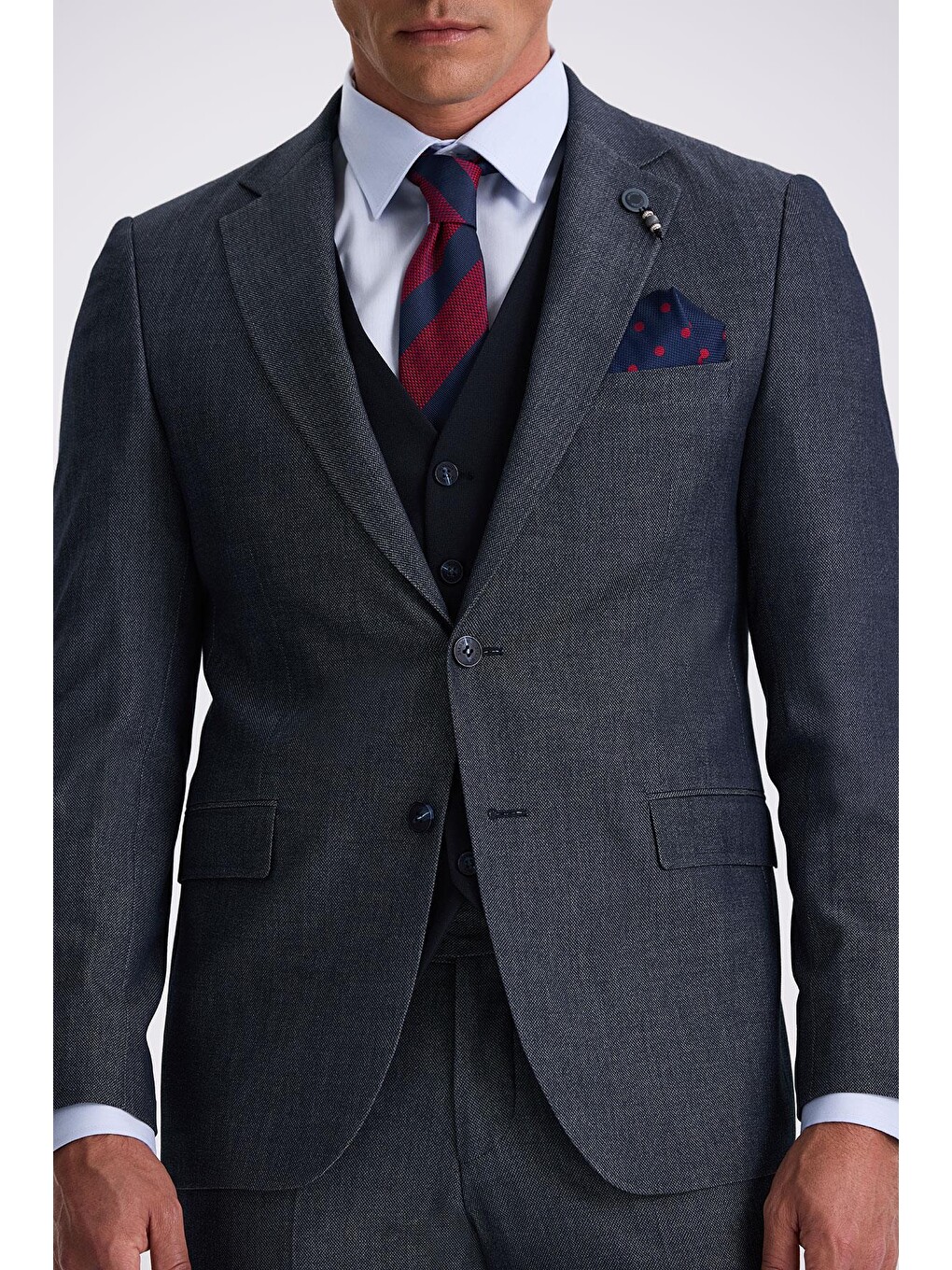 Lacivert Slim Fit Mono Yaka Yelekli Çift Yırtmaçlı Takım Elbise-2