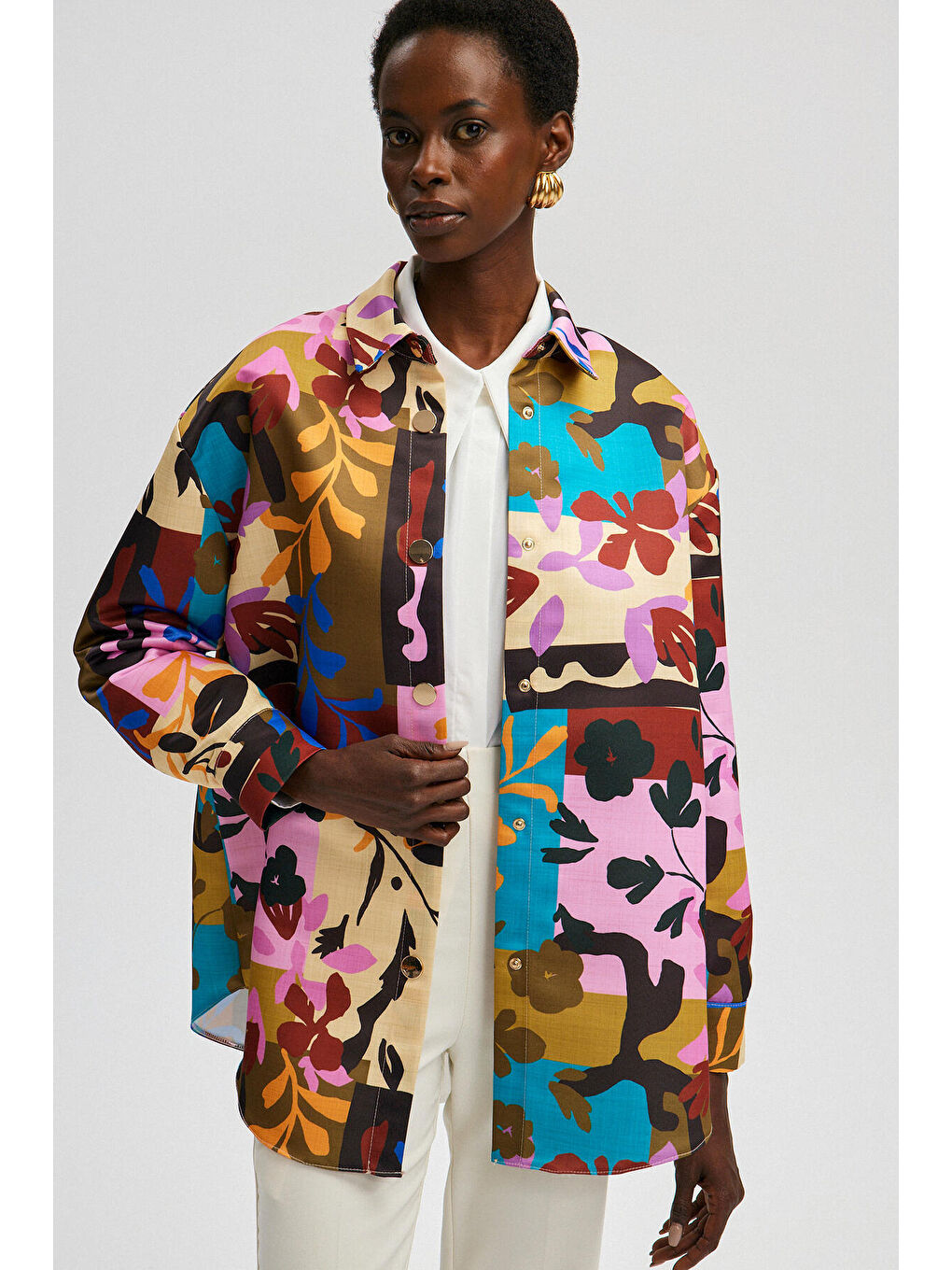 Siyah Desenli Saten Ceket-1