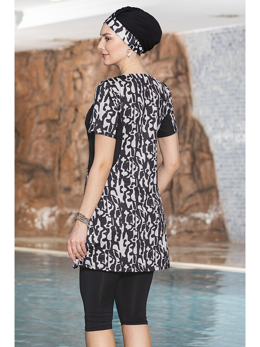 Kısa Kollu Yarı Kapalı Mayo 1156-176 Siyah-1