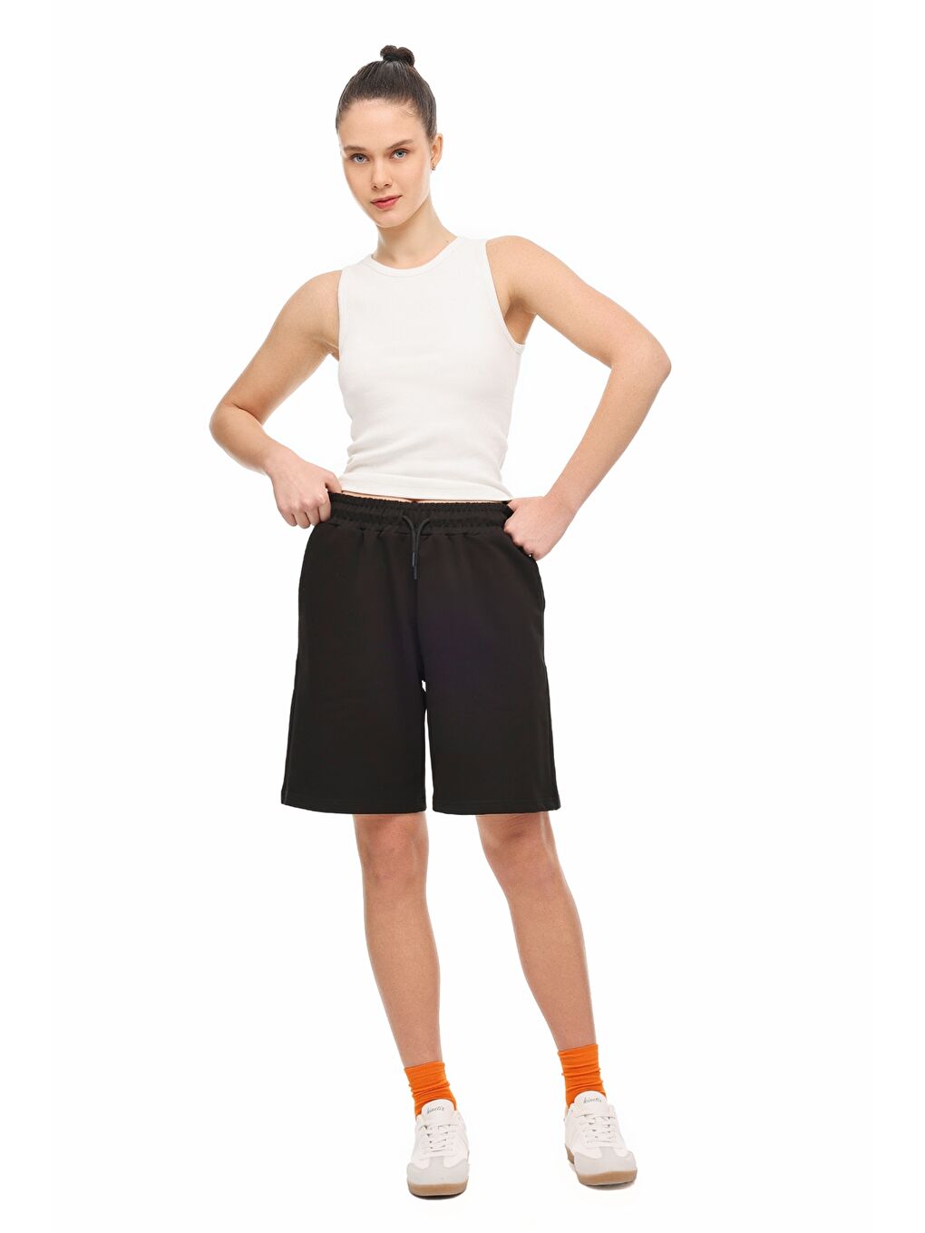 WB 20BAHAR GC80 6FX Siyah Kadın Şort-2