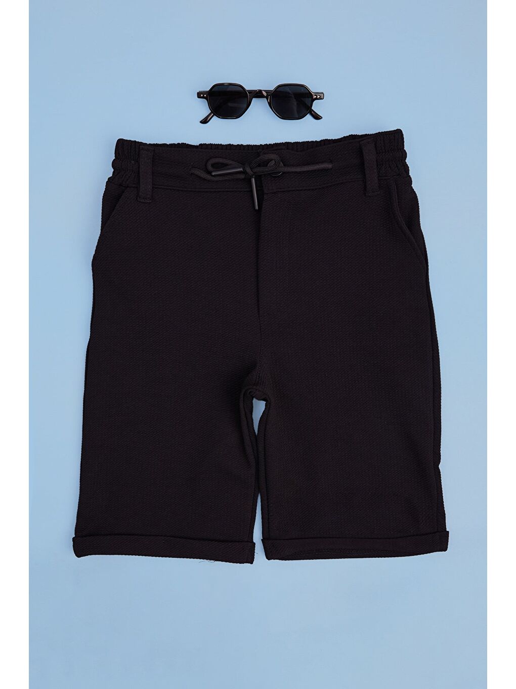 Siyah Beli Lastikli Duble Paça Erkek Çocuk Şort