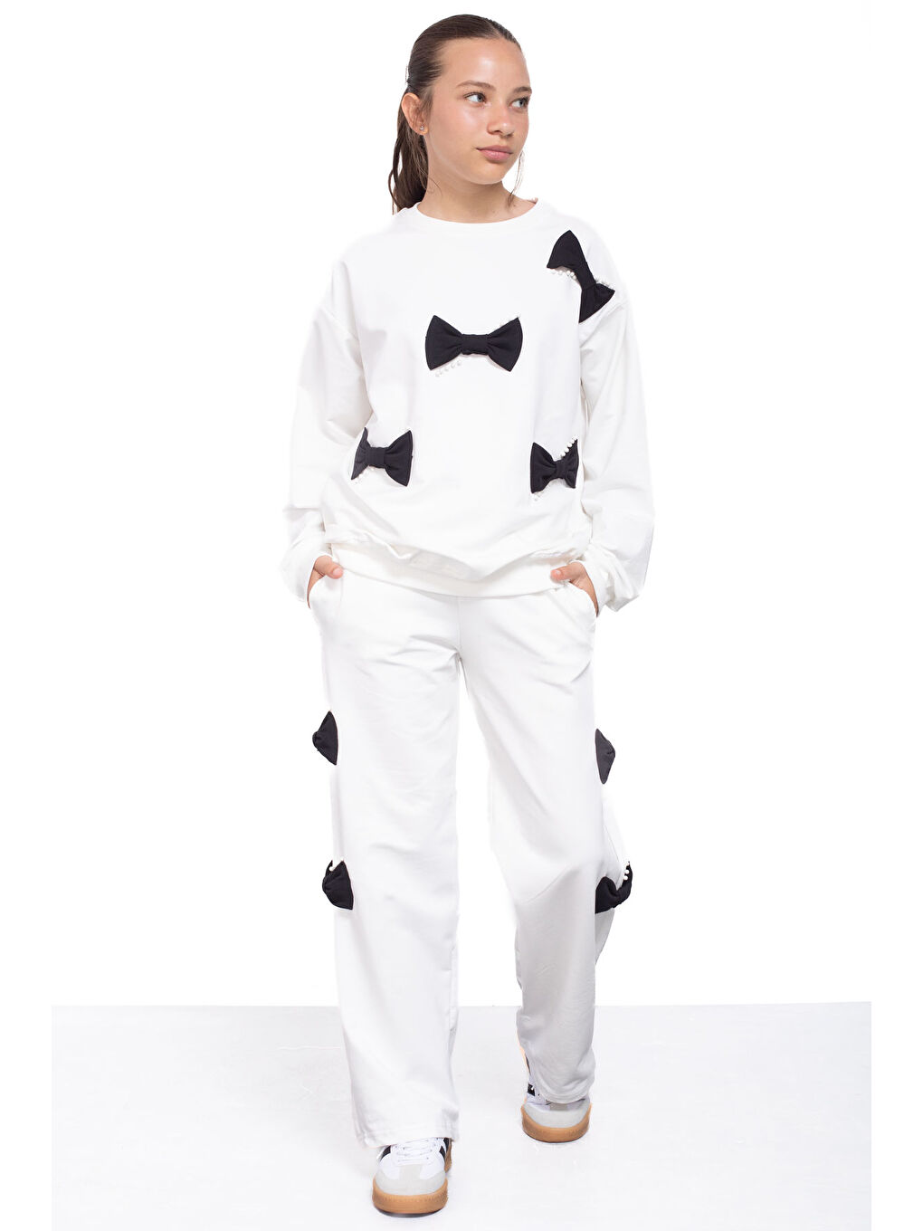 Ekru Fiyonklu İnci Detaylı Kız Çocuk Bisiklet Yaka 2li Eşofman Takımı 21203-2