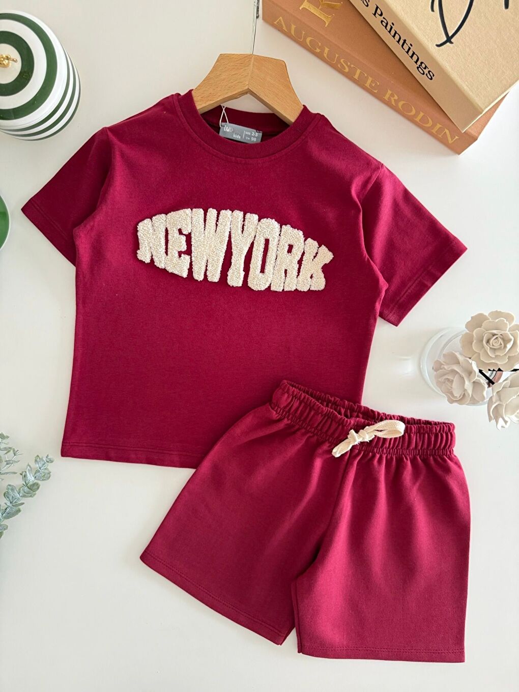 Çocuk Pamuklu Bordo New York Yazı Aplikeli T-Shirt Şort Takım-2