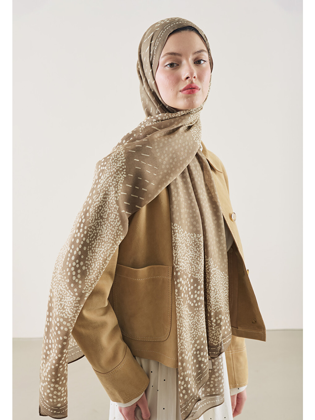 Kahverengi Dot Elegance Desen Rami Şal Vizon-1