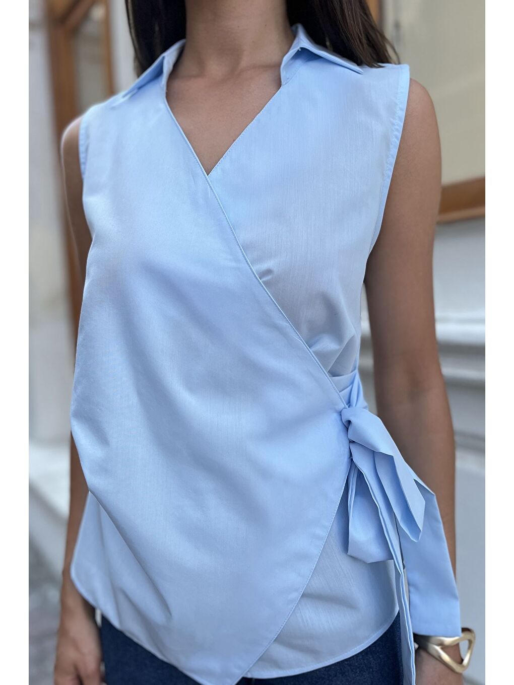 Mavi Kadın Kruvaze Yaka Yan Bağlama Detaylı Bluz-3