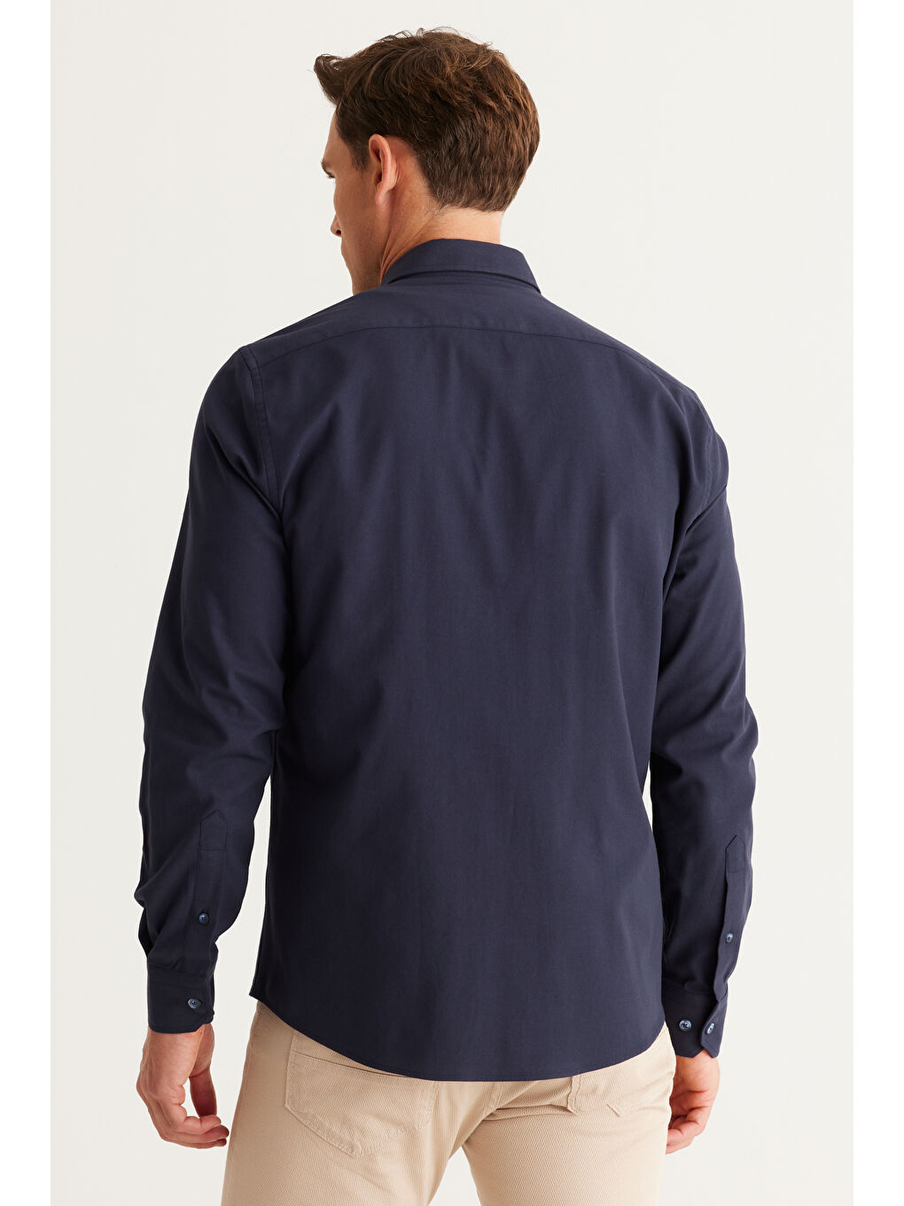 Erkek Lacivert Slim Fit Dar Kesim Düğmeli Yaka Pamuklu Gabardin Gömlek-4