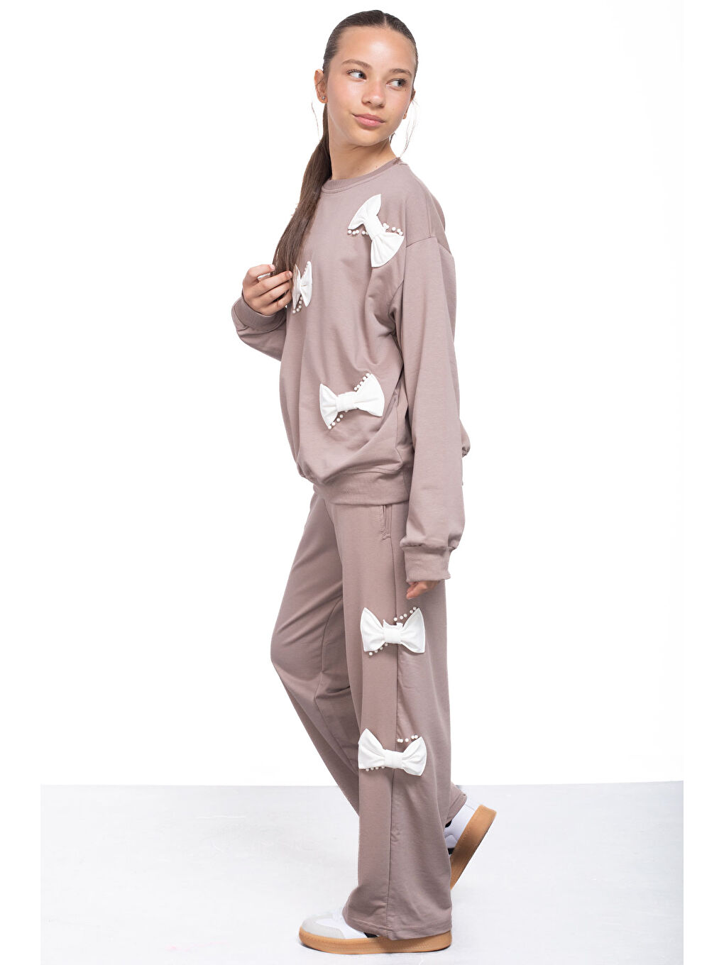 Kahverengi Fiyonklu İnci Detaylı Kız Çocuk Bisiklet Yaka 2li Eşofman Takımı 21202-4