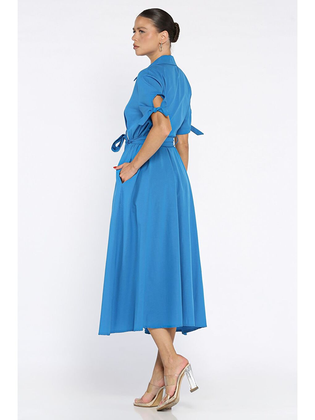 Mavi Düğmeli Ve Pileli Kısa Kol Uzun Elbise-2